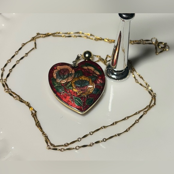 Vintage Cloisonné Heart Pendant Necklace - Picture 7 of 9